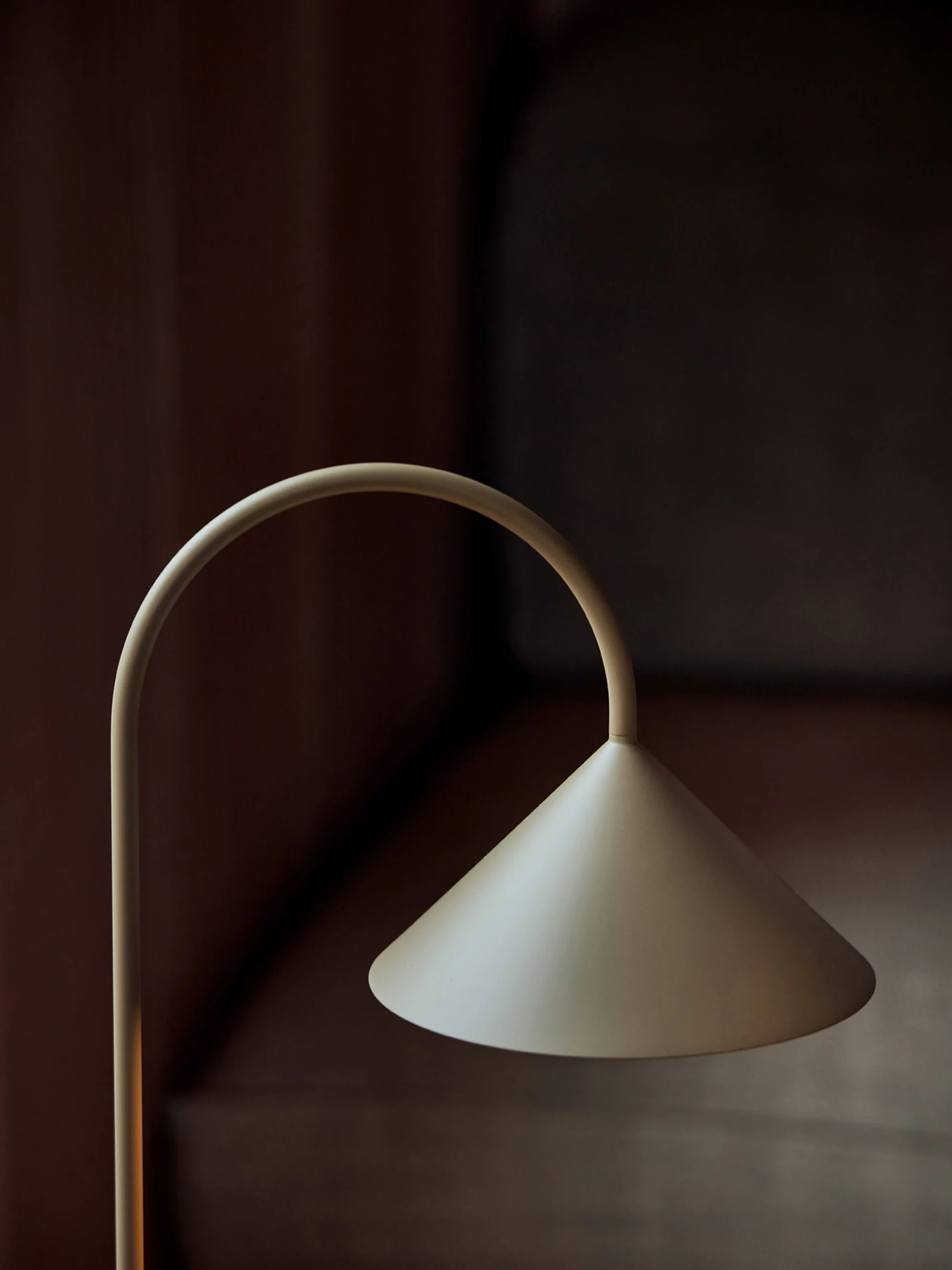 Mobile Outdoor-LED-Tischlampe Grasp, dimmbar