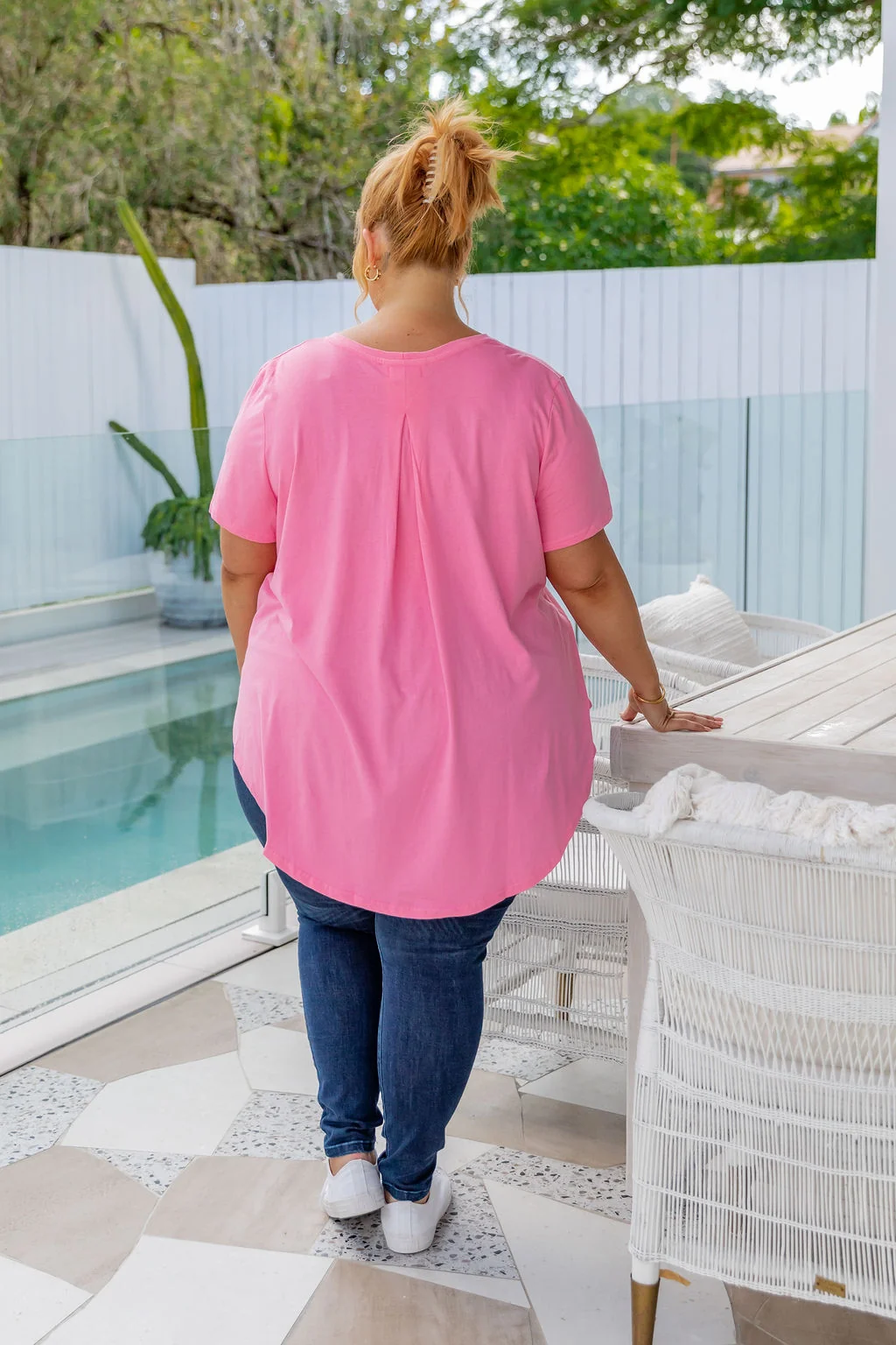 Jayden Tee in Bubblegum