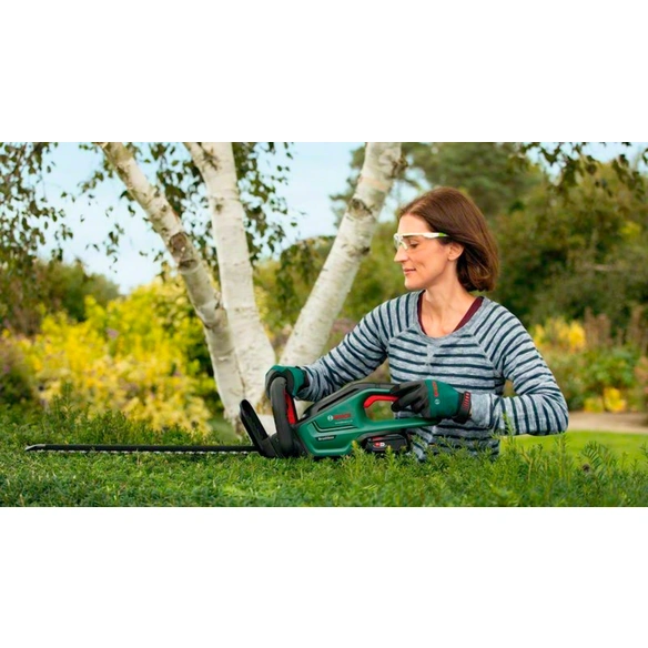 Akku-Heckenschere »UniversalHedgeCut 18V-50«, 18 V, mit Akku