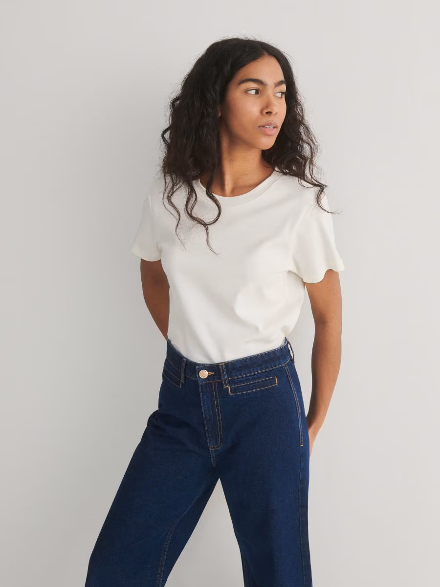 Jeans With Contrasting Stitching