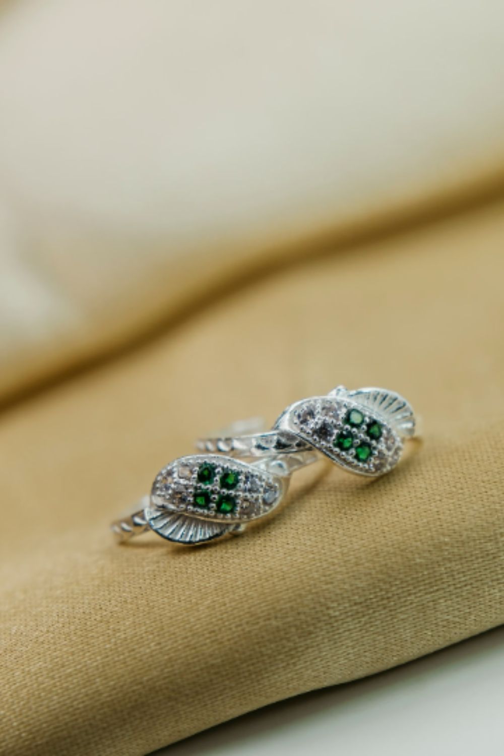 The Colourful Aura 1 Pcs 925 Silver Green Zircon Bohemian Dainty Stacking Beach Toe Ring