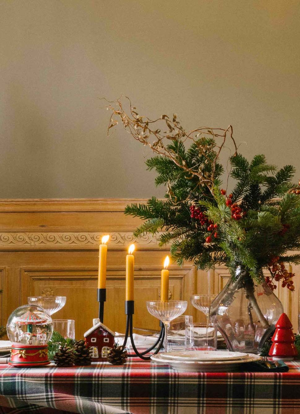 BOUGEOIR MODERNE EN MÉTAL à 3 BRANCHES NOIR