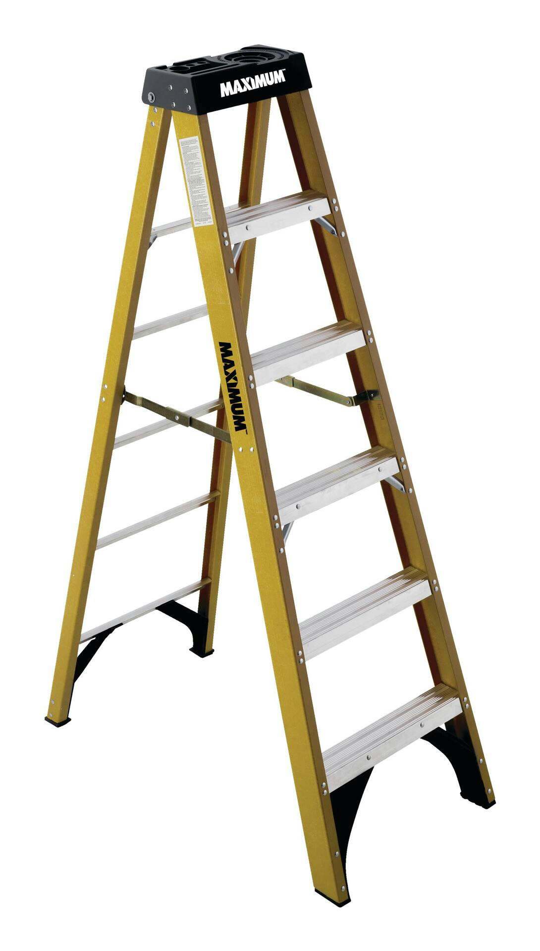 MAXIMUM Grade 1A Fiberglass Step Ladder, 300-lb 6-ft