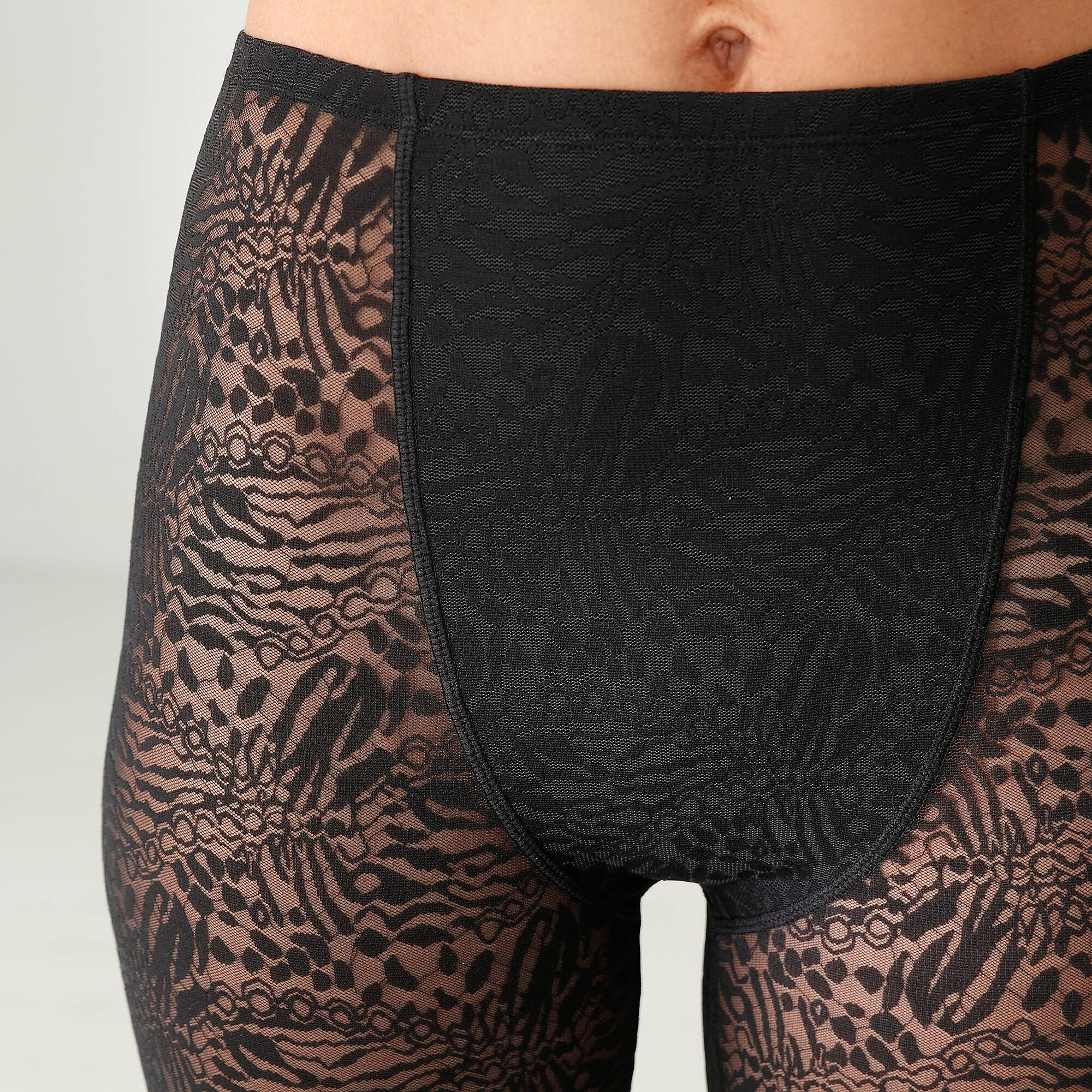 Culotte panty tout en dentelle stretch - sans coutures c&ocirc;tés