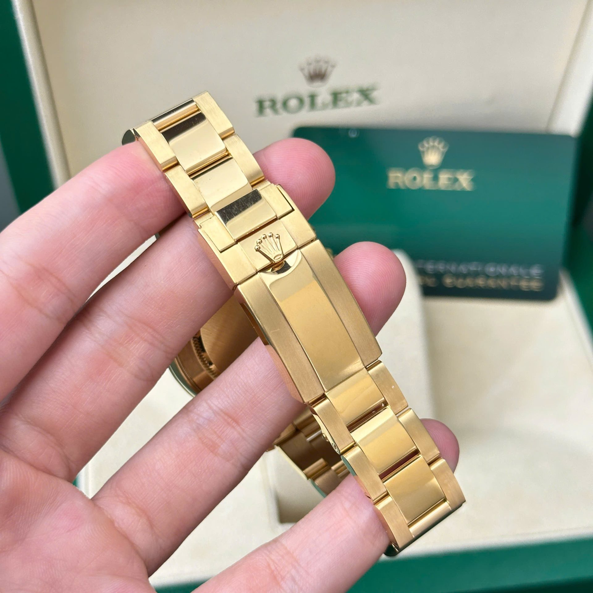 Rolex Daytona 116508 YG Plated MOP Dial CZ Diamonds 40mm Oyster Super Clone