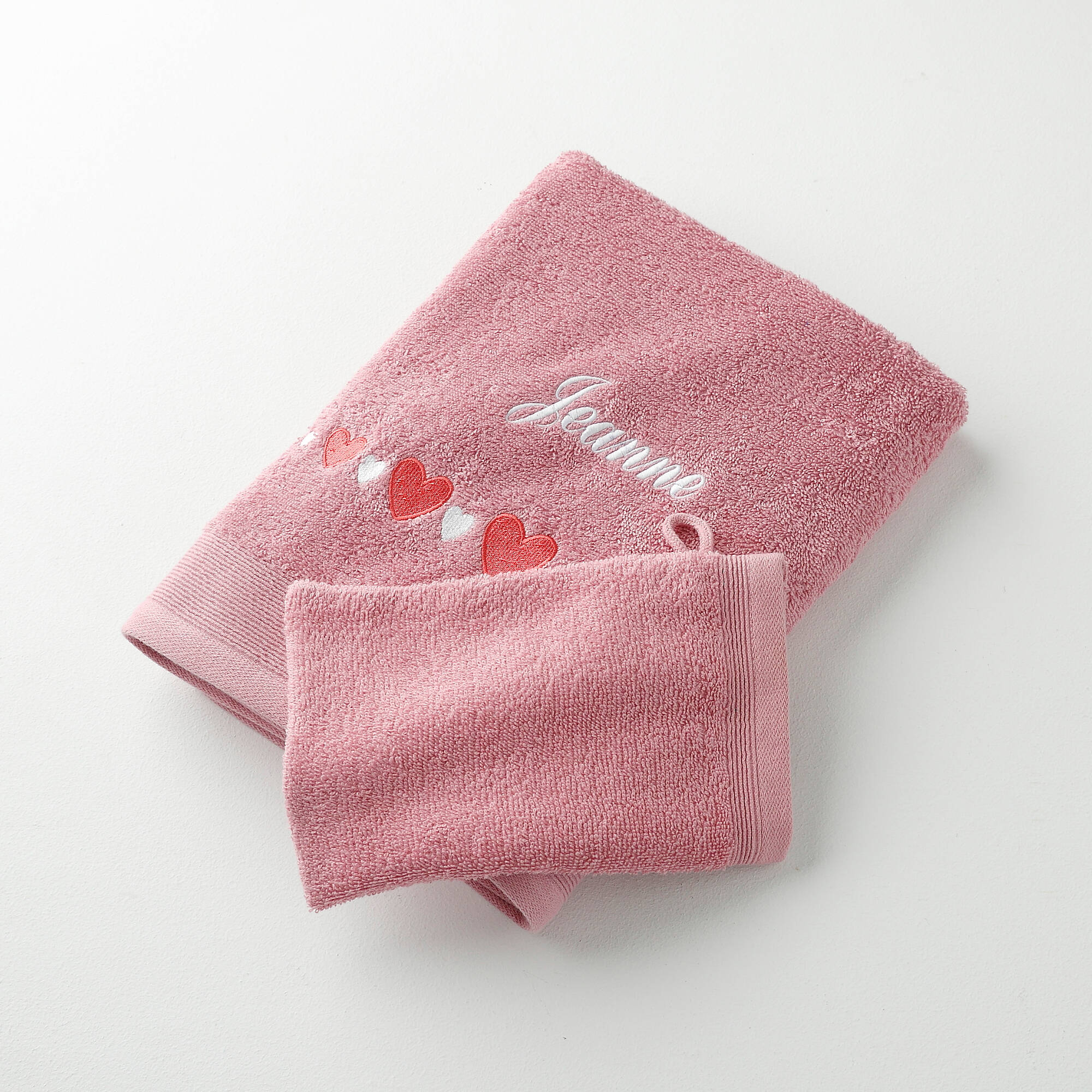 Serviettes de bain brodées cœurs, personnalisable