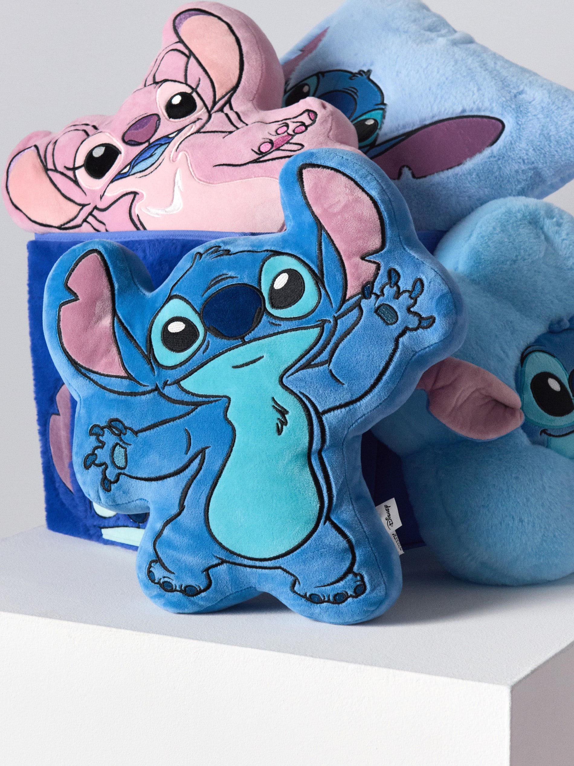 Poduszka dekoracyjna Stitch
