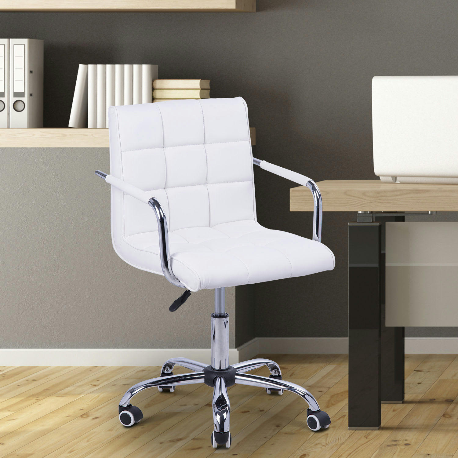 - Chaise de bureau blanche
