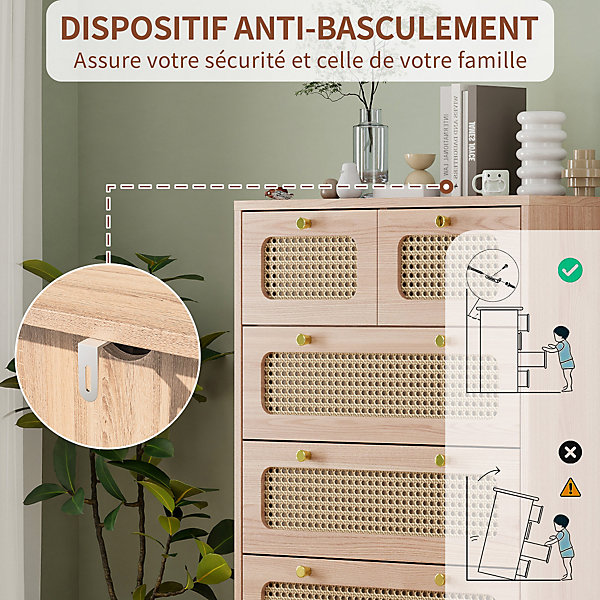 Commode 5 tiroirs en bois naturel avec façades en rotin tressé, cadre en bois massif