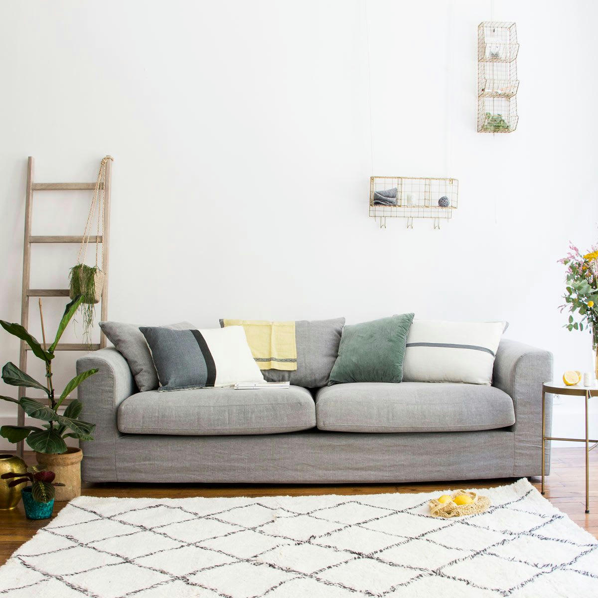 - Tapis rectangulaire esprit berbère en laine tissé main 200 x 300 cm