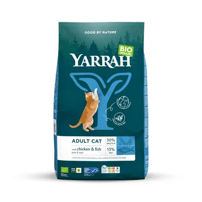 Yarrah Organic with Organic Chicken & Fish