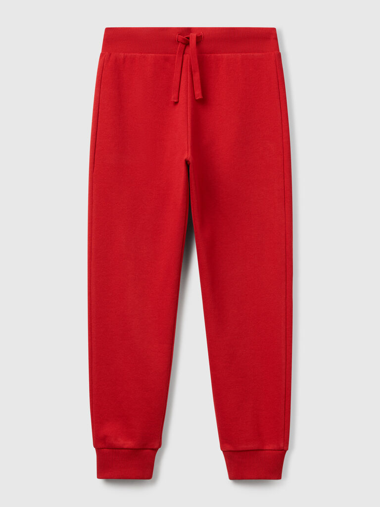 Sporty trousers with drawstring