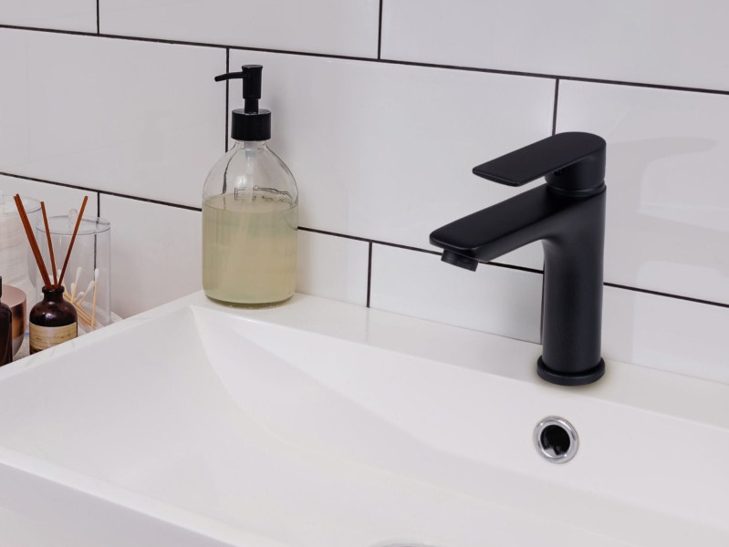 Bateria ELENA24 umywalkowa stojąca czarna łazienkowa - Yoka Home