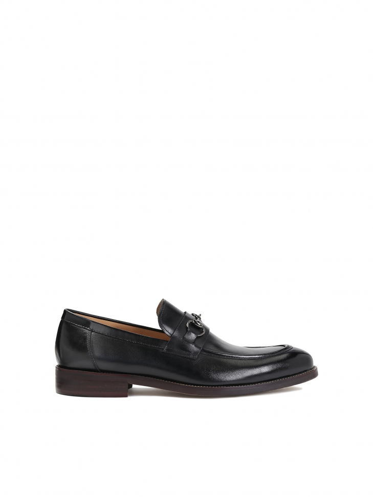 Men's elegant black loafers with metal decoration
