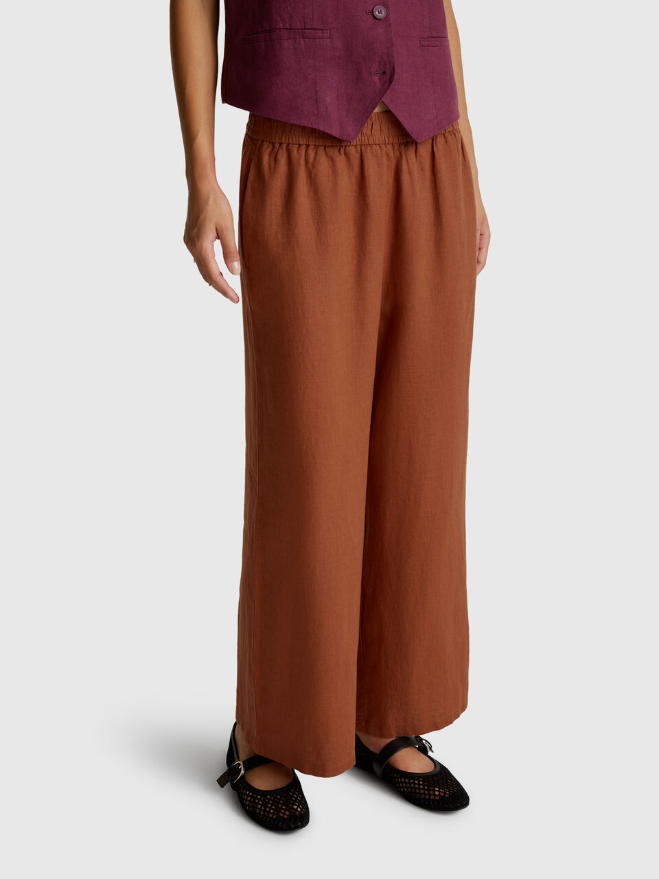 Wide leg trousers in pure linen