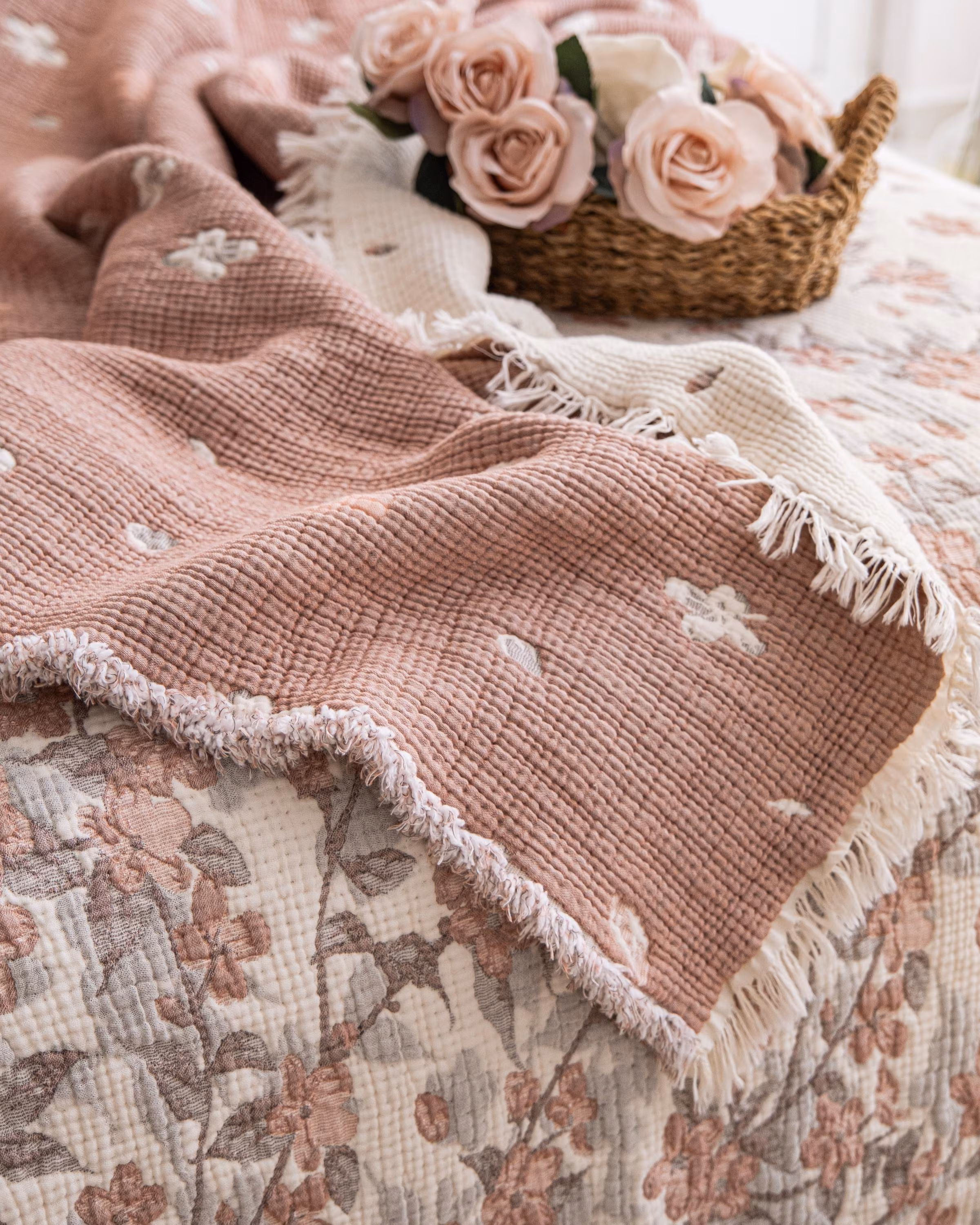 Sakura Flower Muslin Comforter King Size | Reversible Lightweight Cotton Bedspread