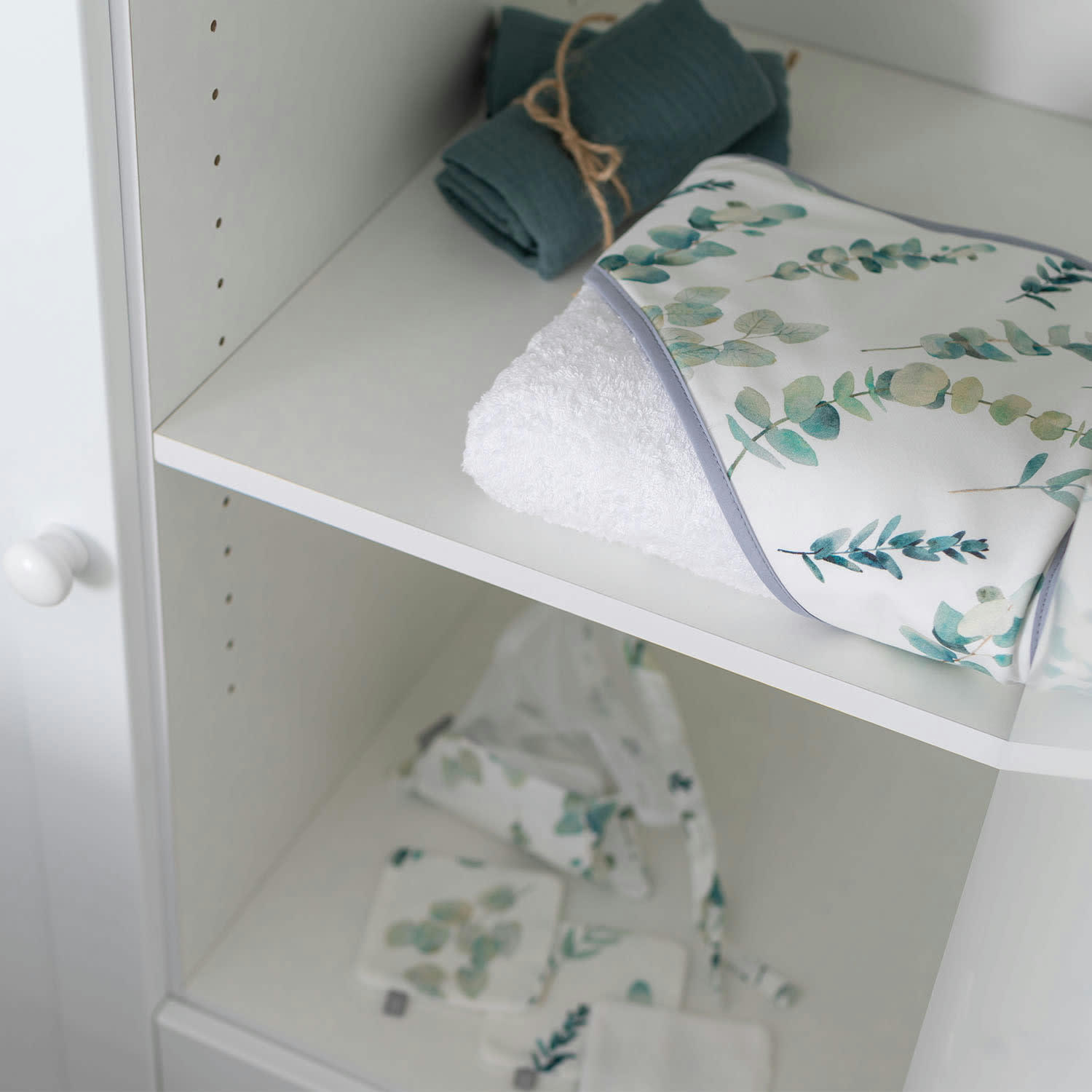 EUCALYPTUS - Cape de bain en coton et fibres de bambou  100 x 100cm