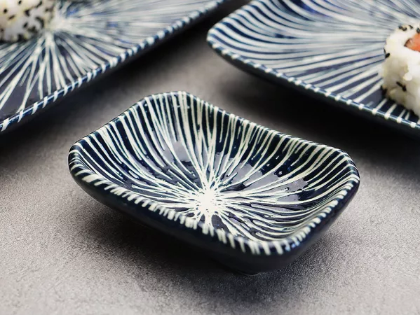 Zestaw do sushi dla 2 osób (4 el.) z pałeczkami Tokyo Design Studio - Tokusa Blue 33846