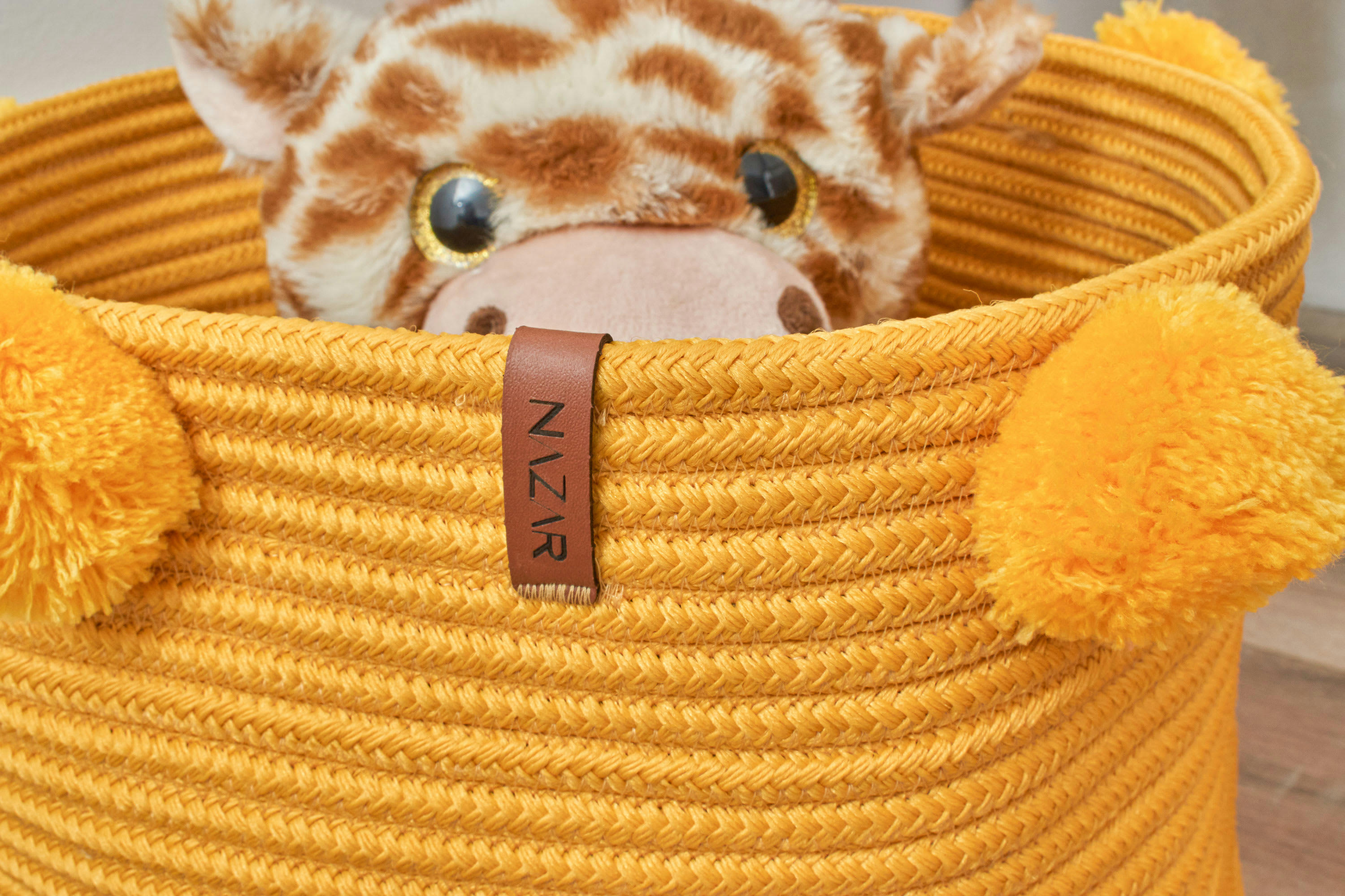 CALI - Panier enfant uni fait main jaune - 30x25