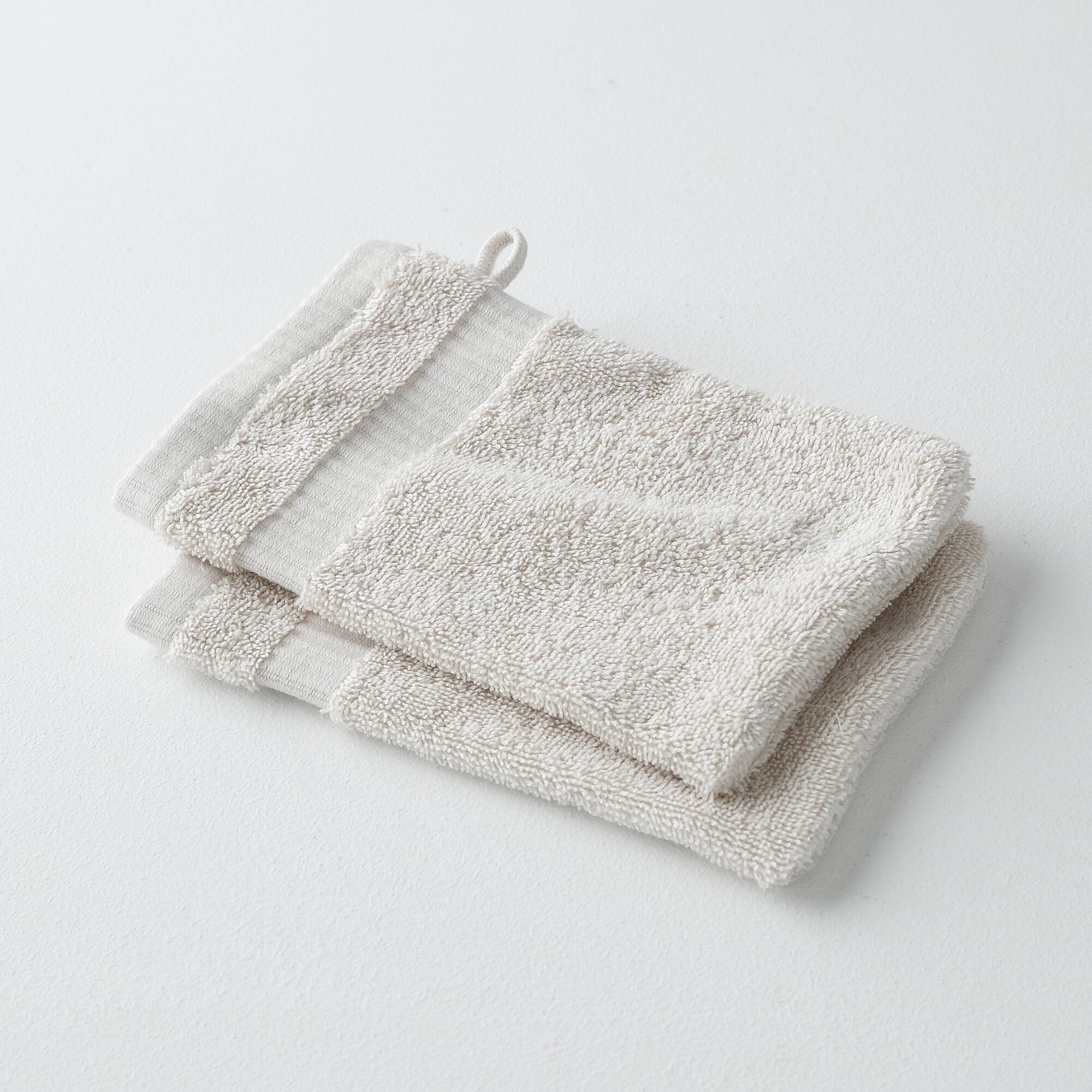 Collection serviettes de bain unies 640g/m2 confort prestige