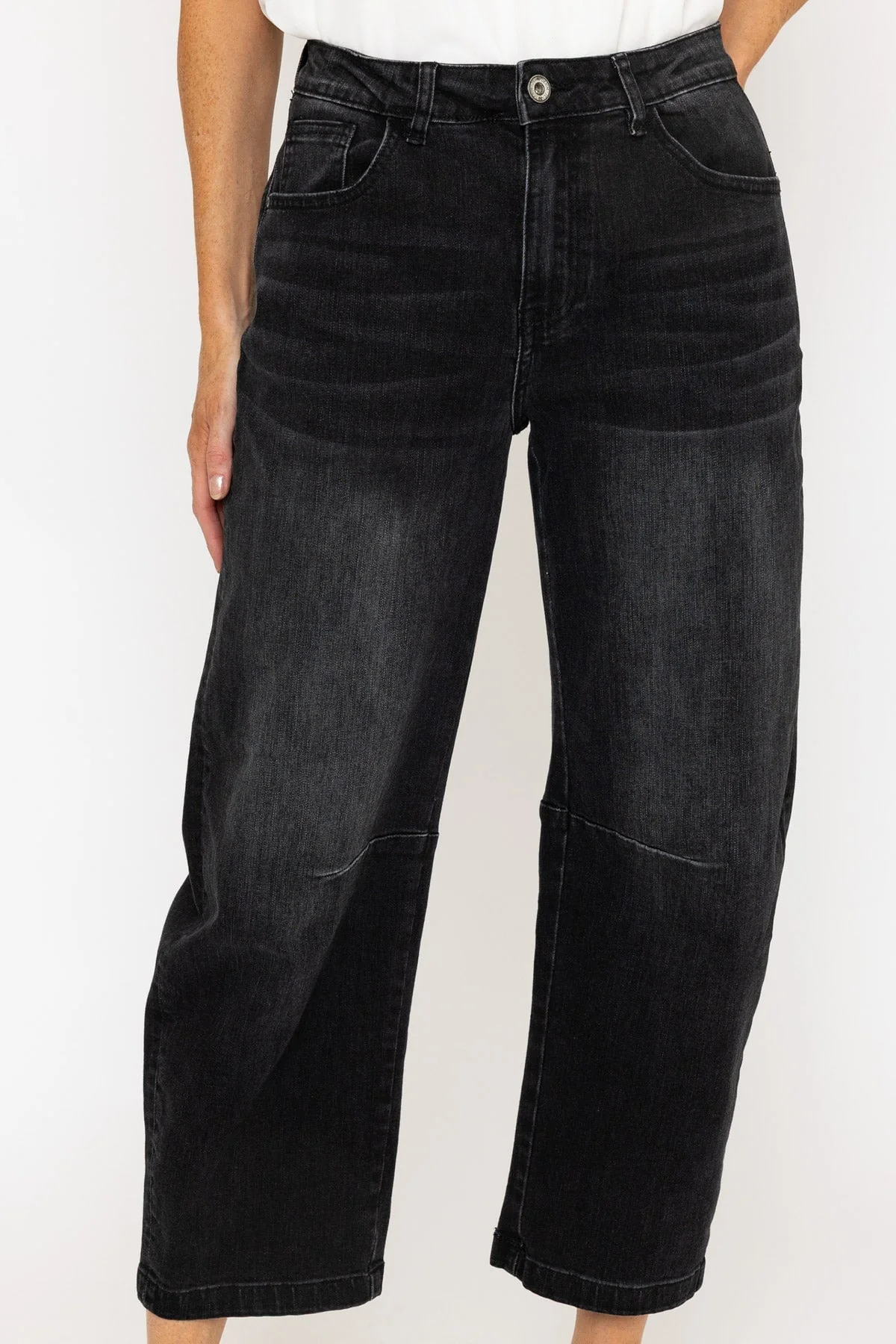 Barrel Leg Jeans in Charcoal