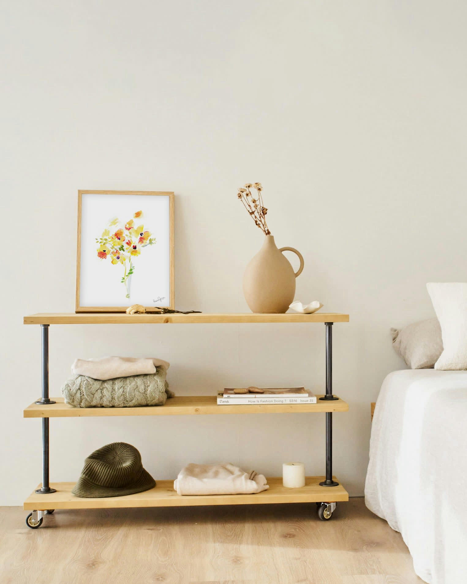 ERU - Étagère ou porte-chaussures en bois d'épicéa en couleur naturel