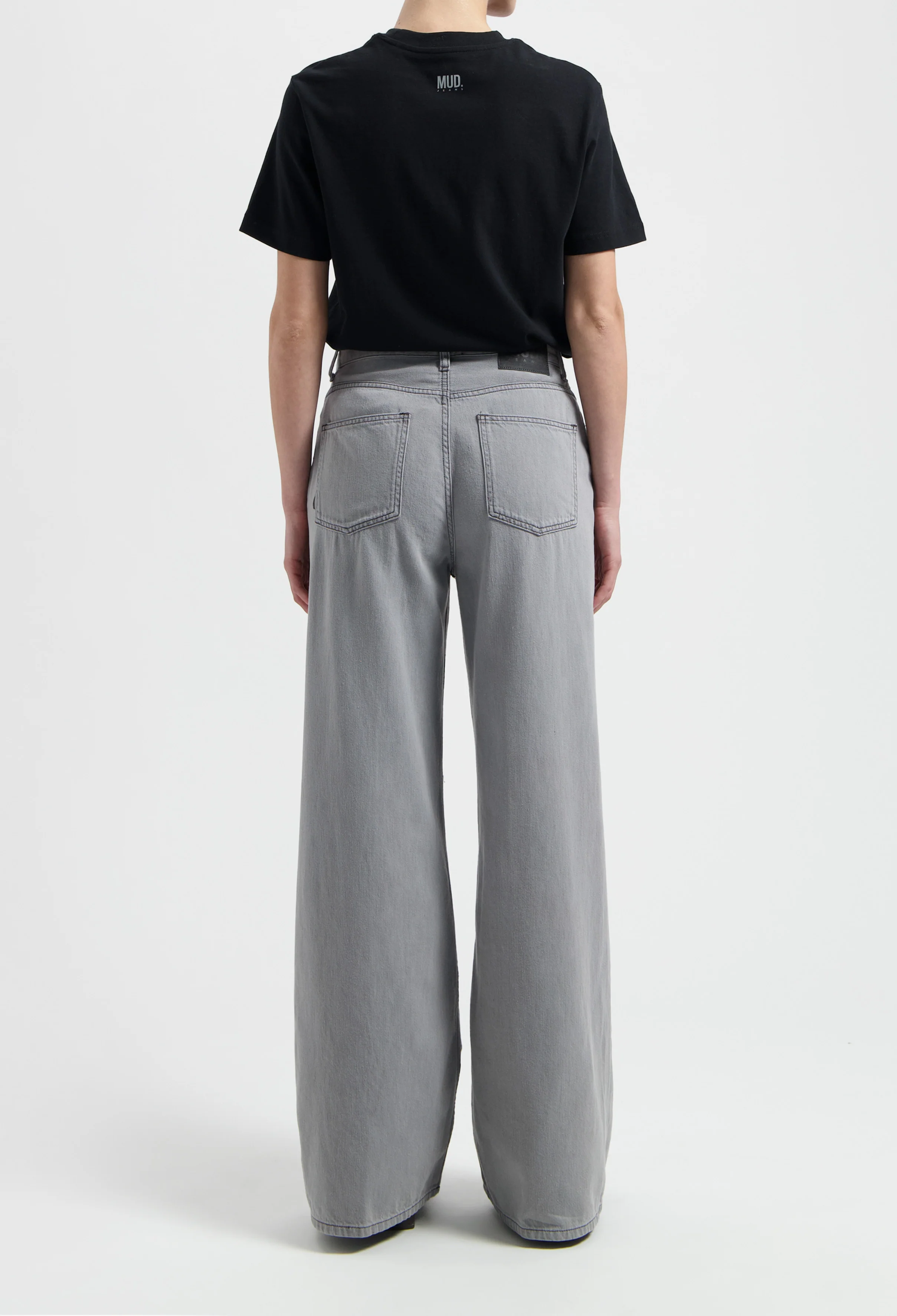 Robin Tee - Black