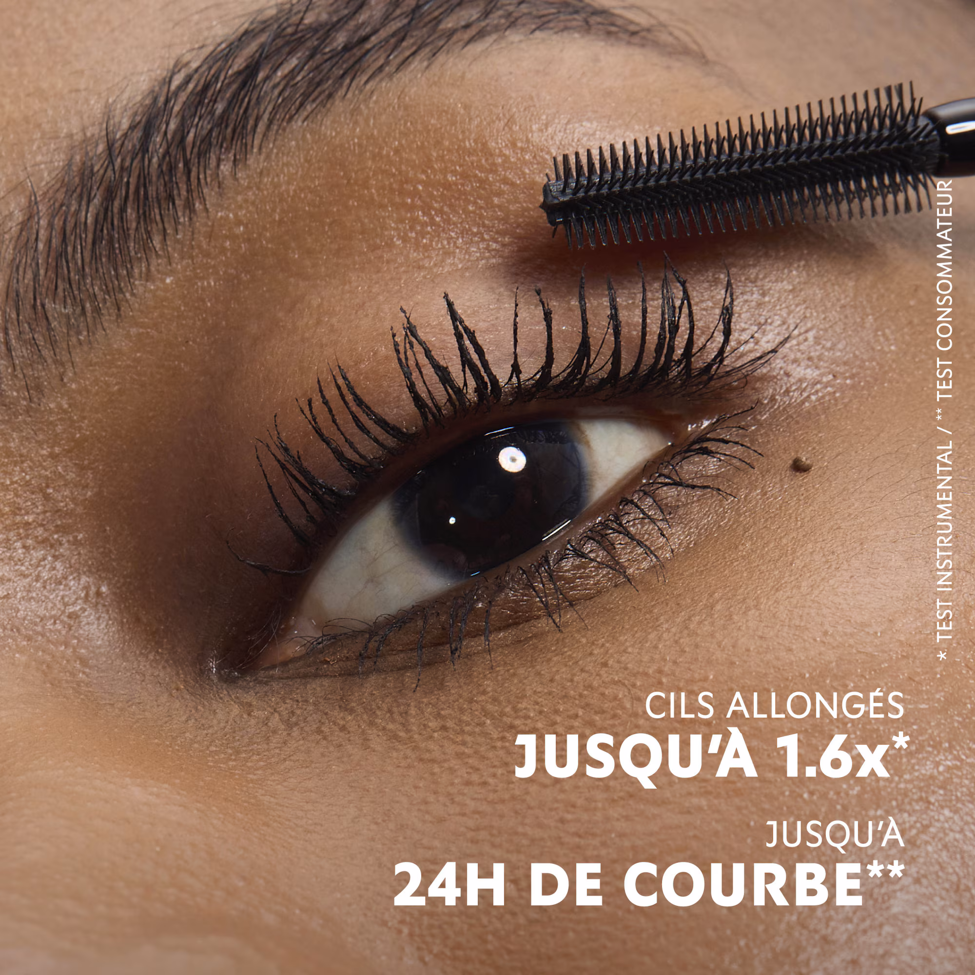MASCARA LASH LATEXMascara noir allongeant & recourbant