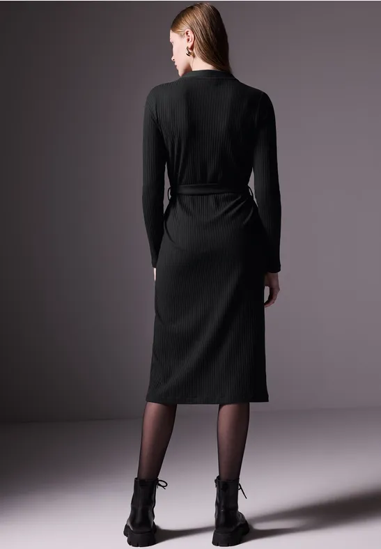Rippstrick-Kleid