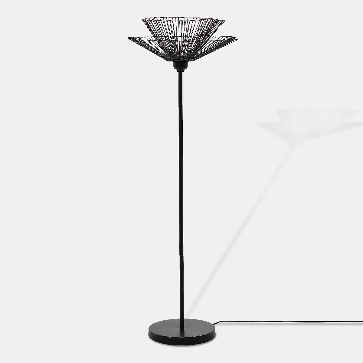 Lampa podłogowa Timeless Shadow 41x41x120 cm