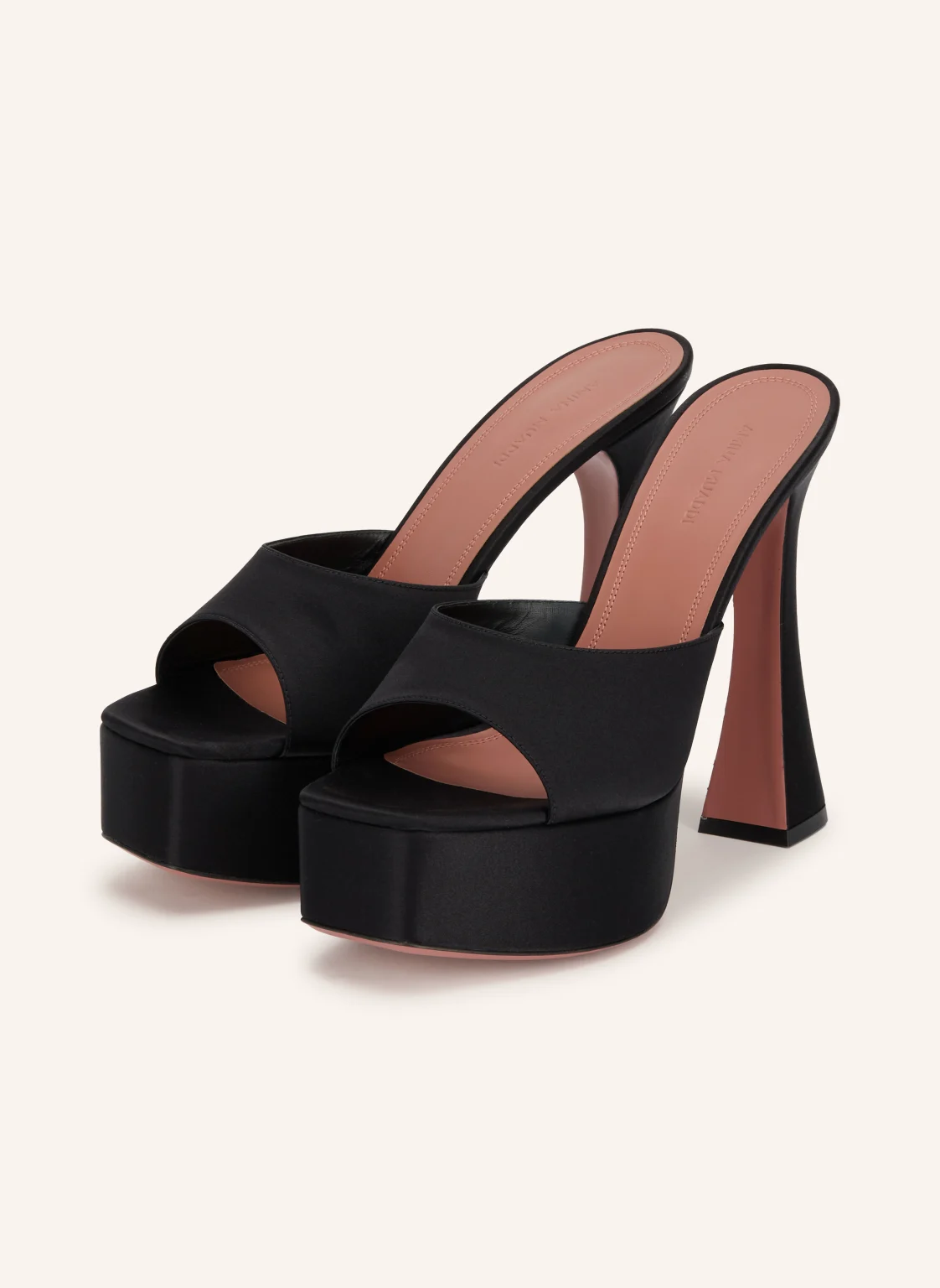 AMINA MUADDI Plateau-Mules DALIDA