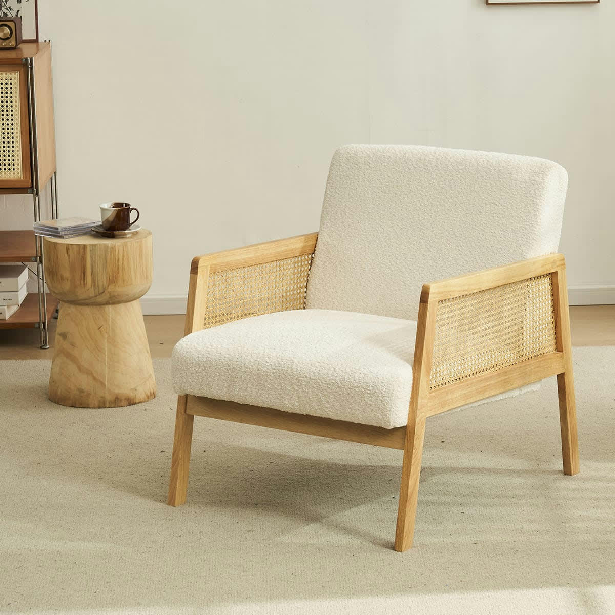 MANI - Fauteuil en cannage et tissu bouclé écru