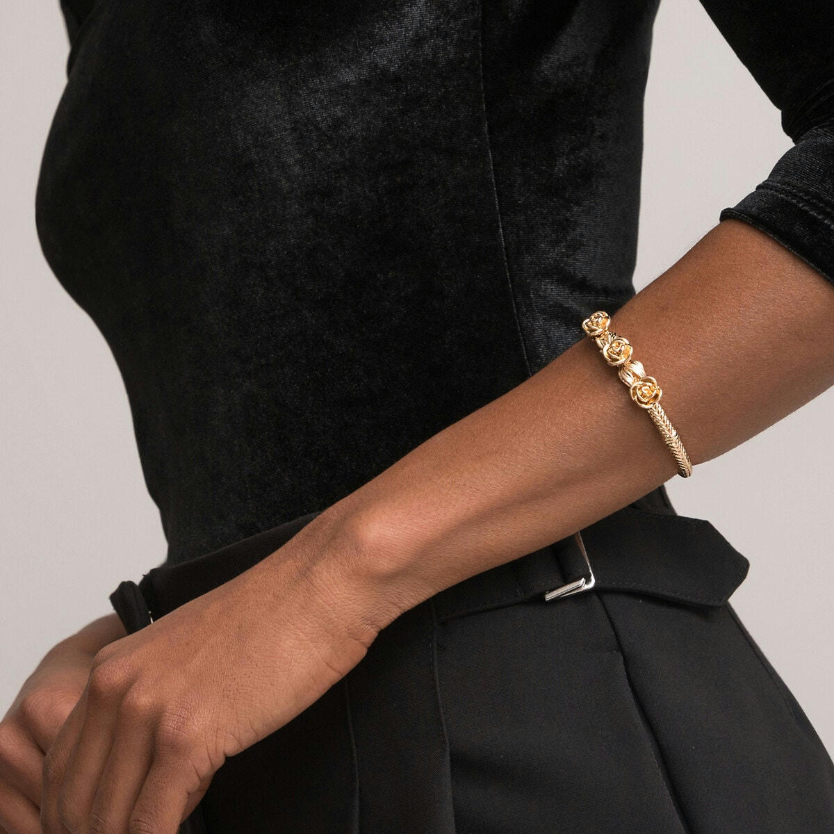Bracelet jonc avec roses