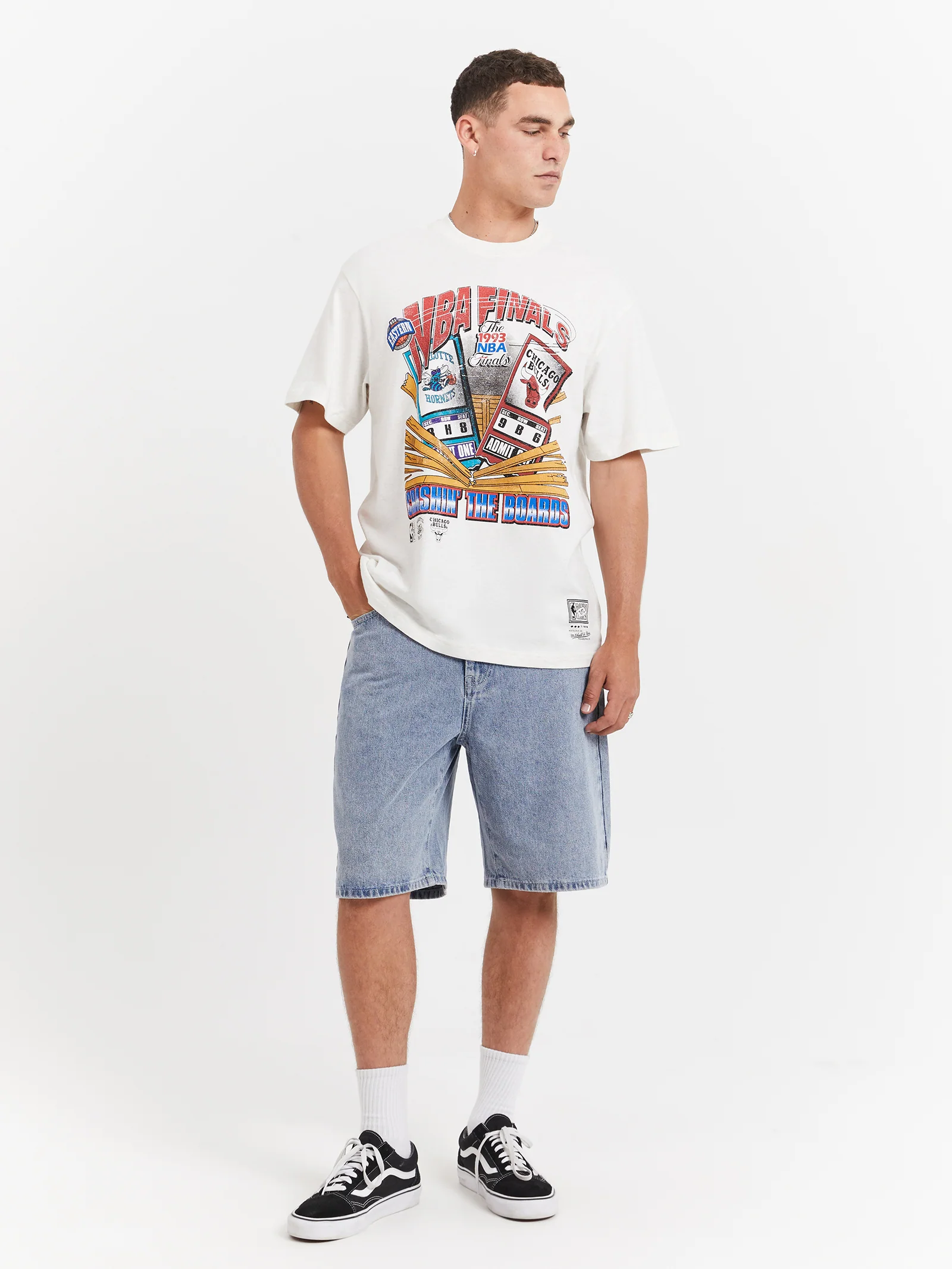 Crashin The Boards Hornets T-Shirt