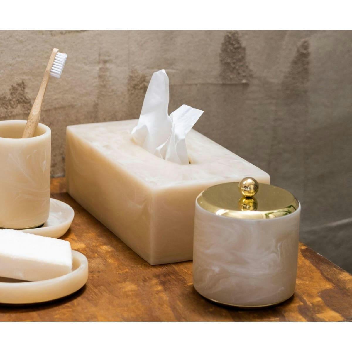 ROSY - Boîte salle de bain effet marbre rose et métal doré