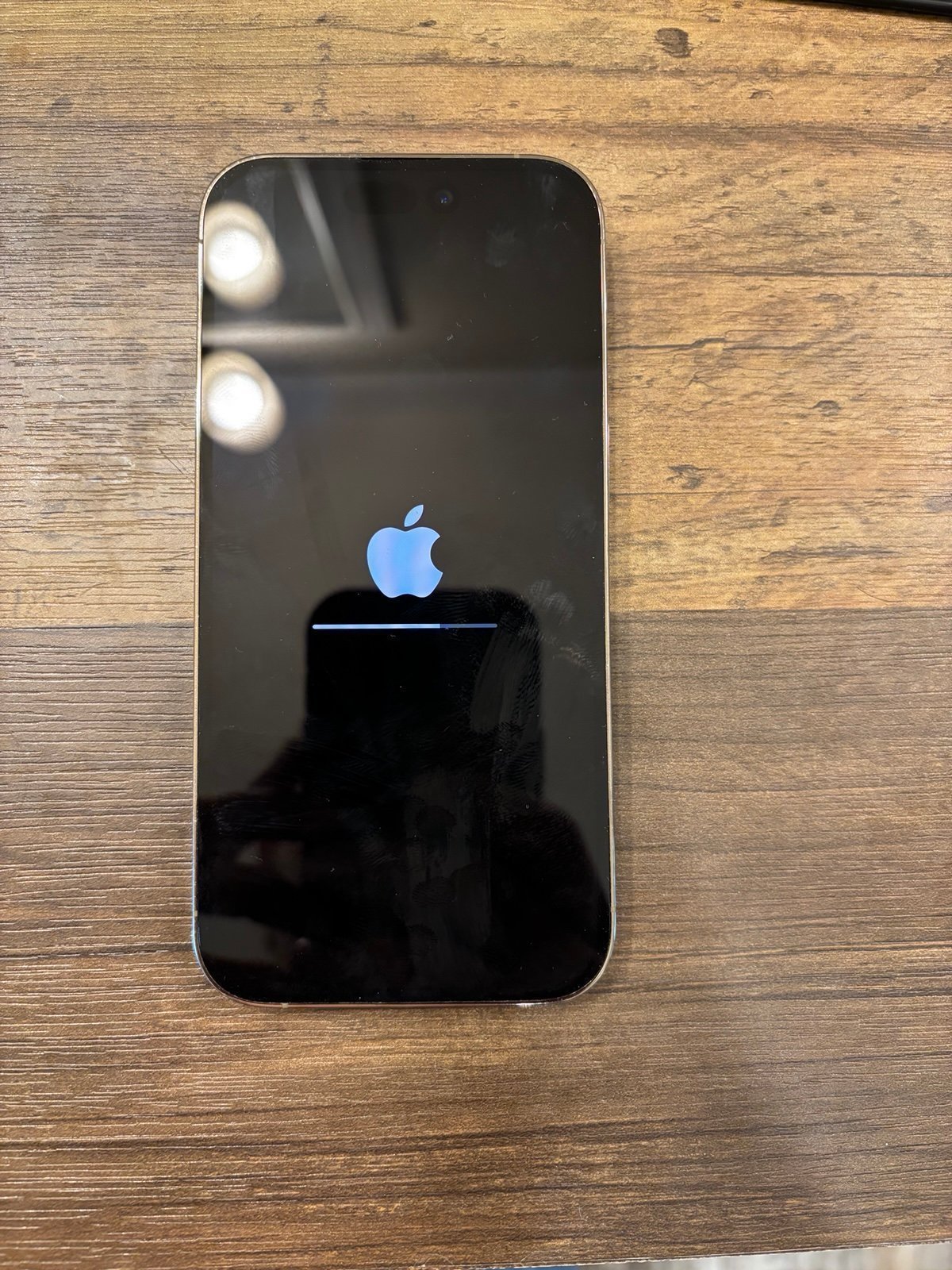 Apple iPhone 14 Pro 256 GB in Gold for Verizon