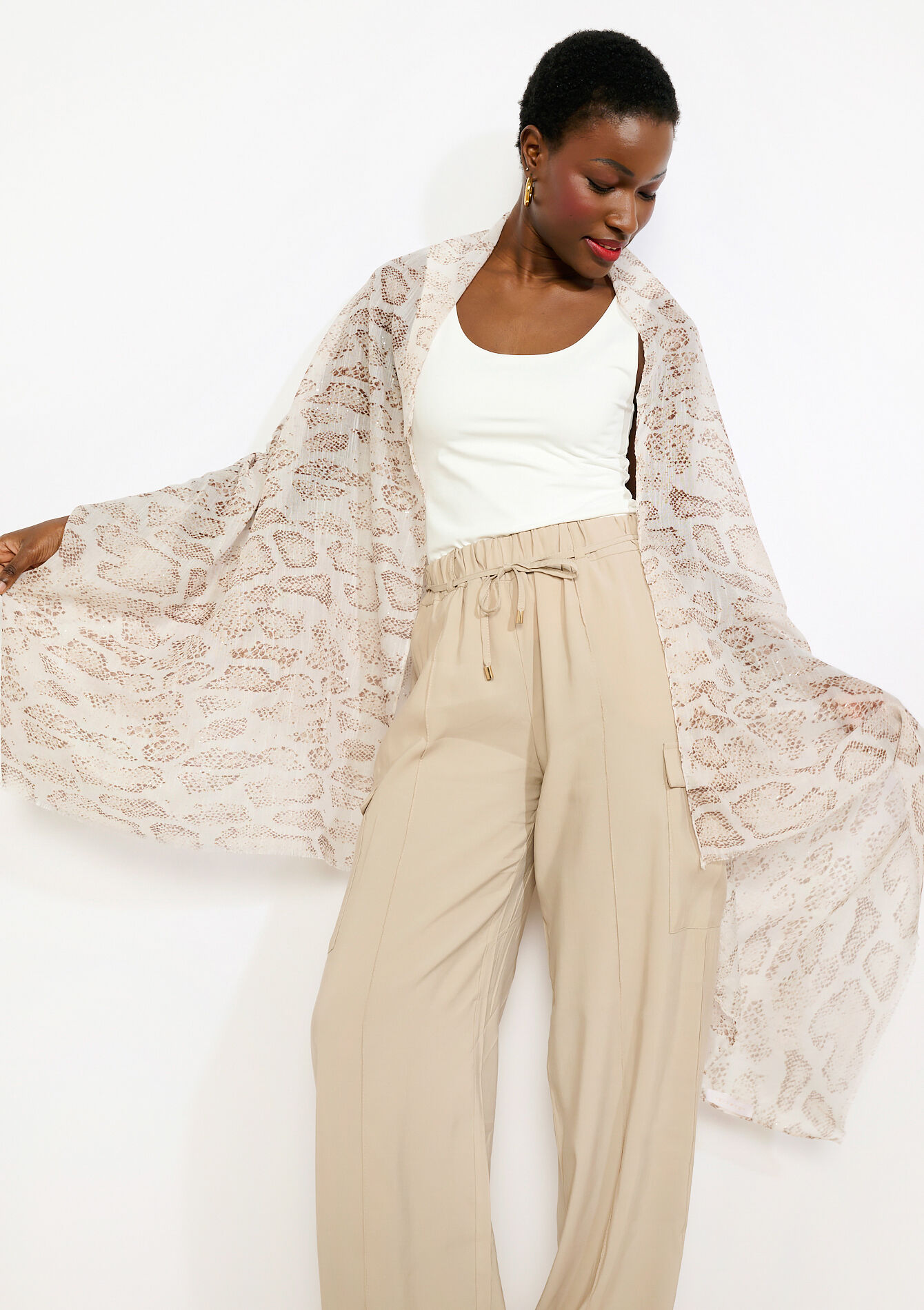 Luchtige sjaal met reptielprint