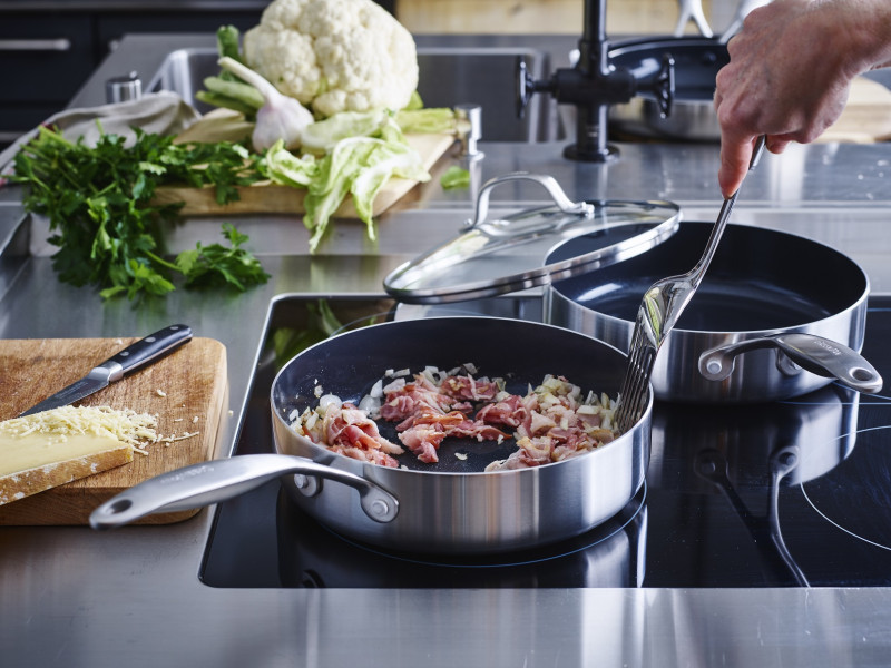 GreenPan Patelnia Geneva 24cm 2,6l   pokrywka