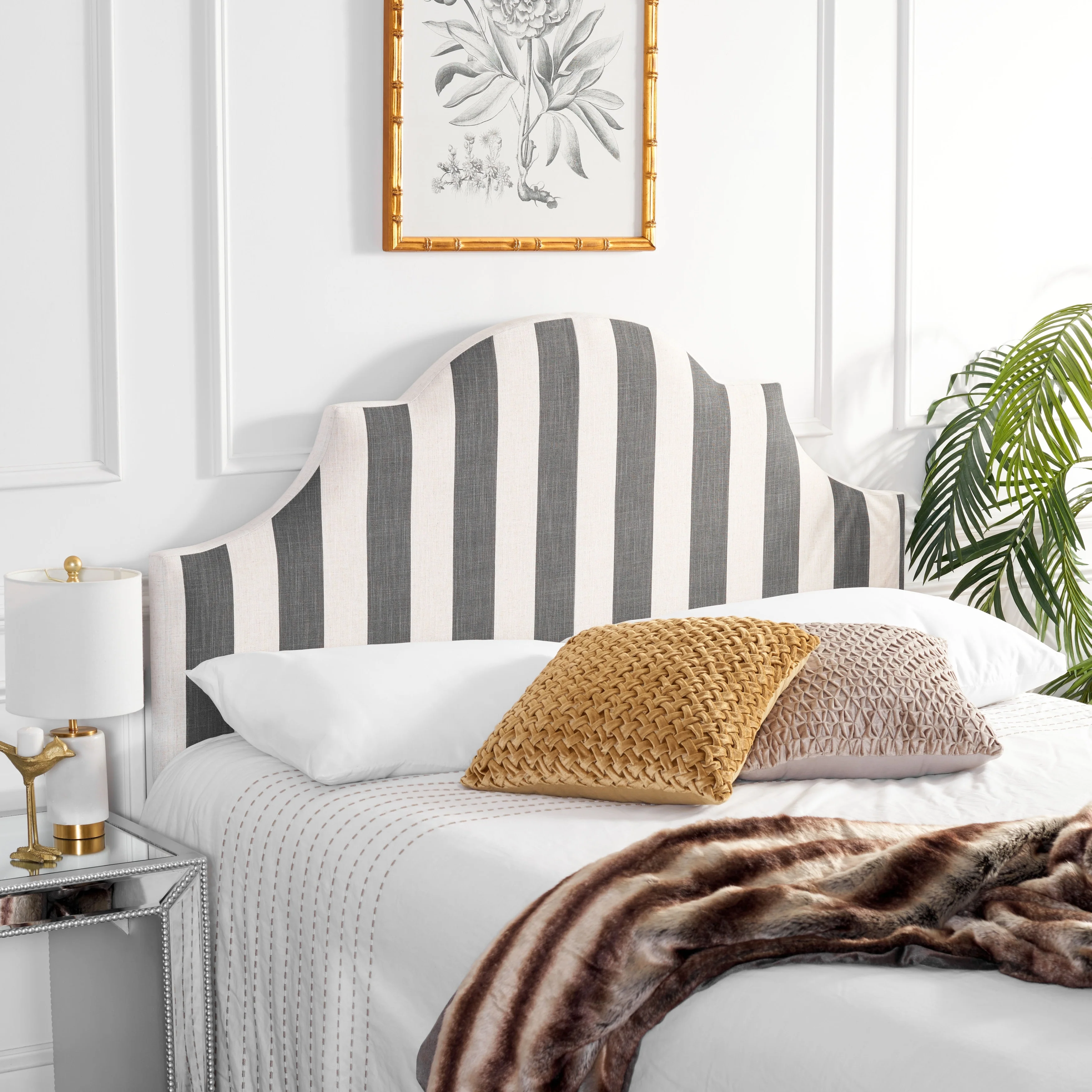 SAFAVIEH Chimere Upholstered Arched Headboard