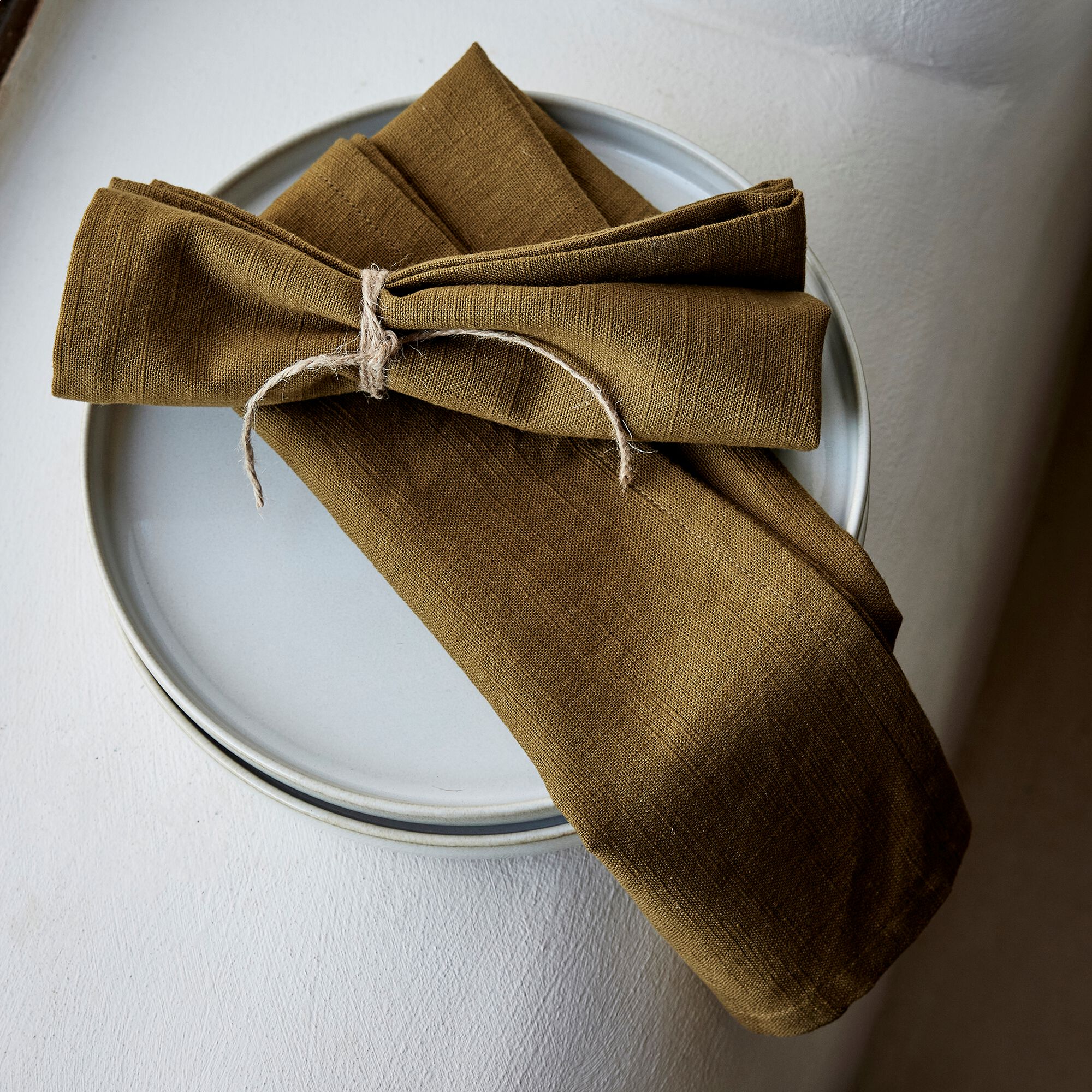 LANIS - Lot de 4 serviettes de table en coton 41x41cm - vert mousse