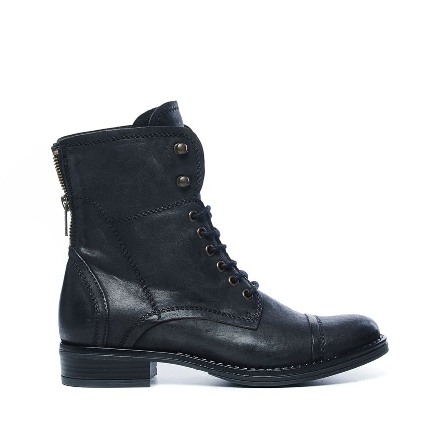 Manfield Zwarte veterlaarsjes