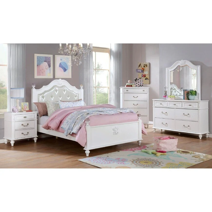 Isaaco 7 Drawer Dresser