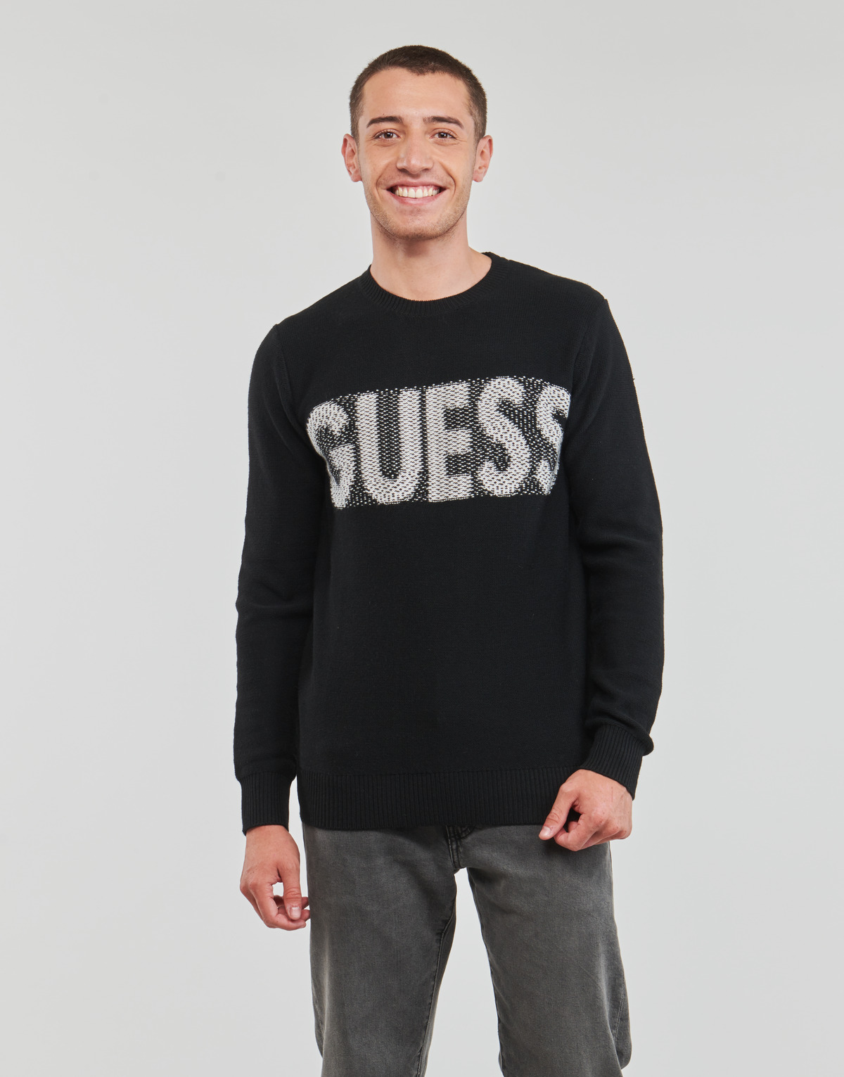 Guess - AMYAS LS CN SLOGAN SWEATER - Black
