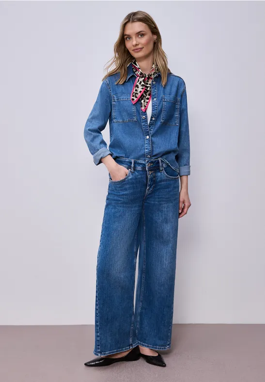 Nicki Tuch im Satin-Look mit Animal Print