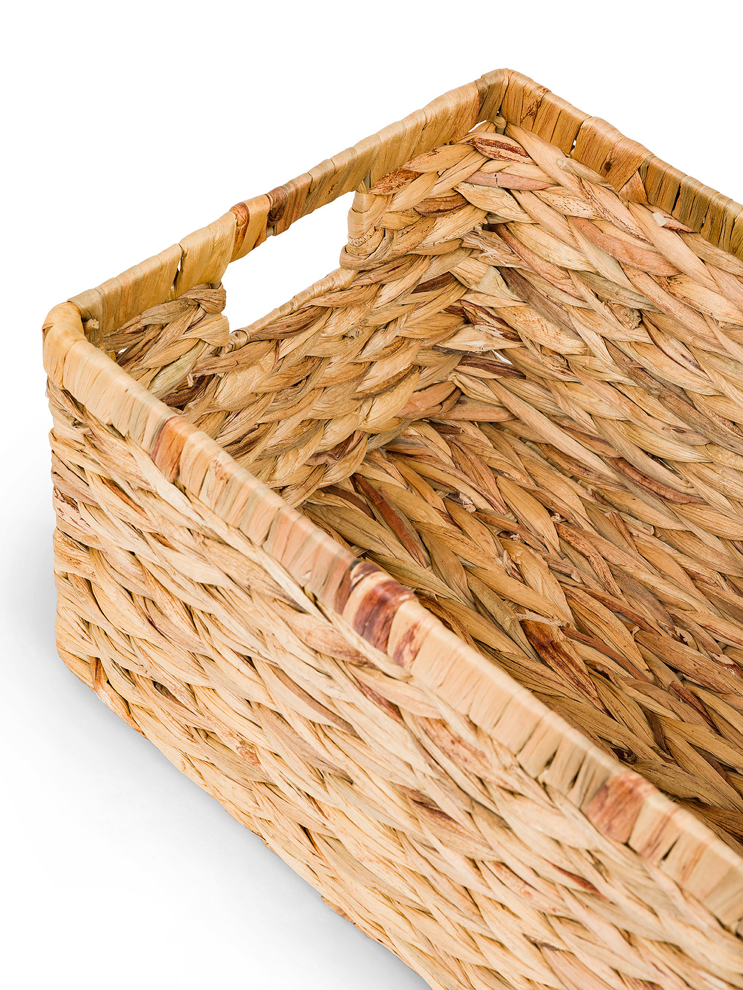Cesto in paglia intrecciata