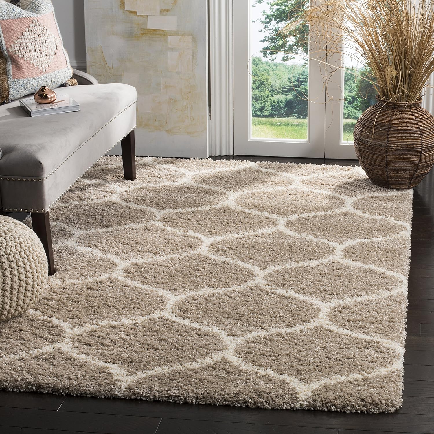SAFAVIEH Hudson Shag Collection Area Rug - 9' x 12', Beige & Ivory, Moroccan Ogee Trellis Design, Non-Shedding & Easy Care, 2-inch Thick Ideal for High Traffic Areas in Living Room, Bedroom (SGH280S)