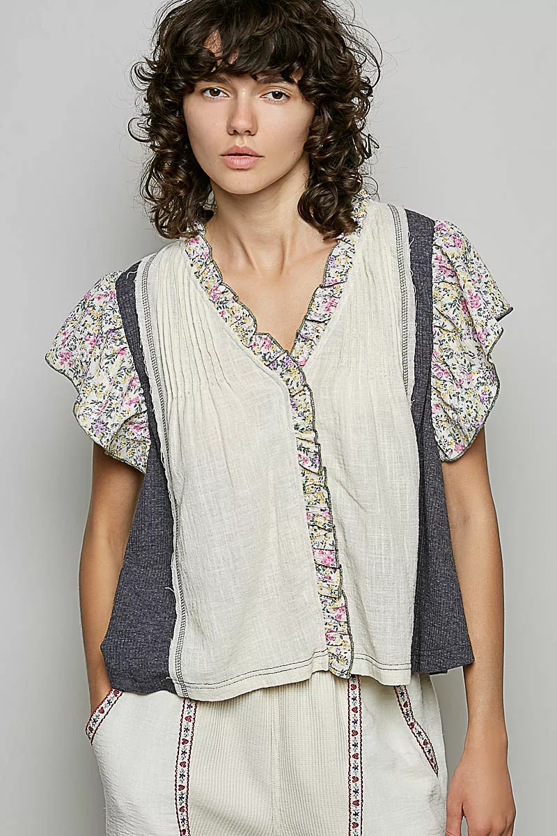 POL V-Neck Floral Ruffle Sleeve Blouse