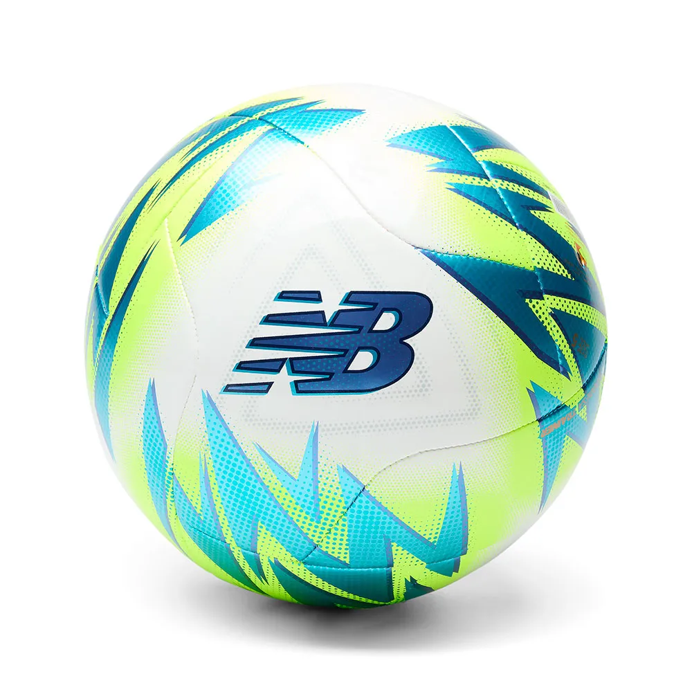 New Balance Geodesa Trainer CGRP-650 football ball
