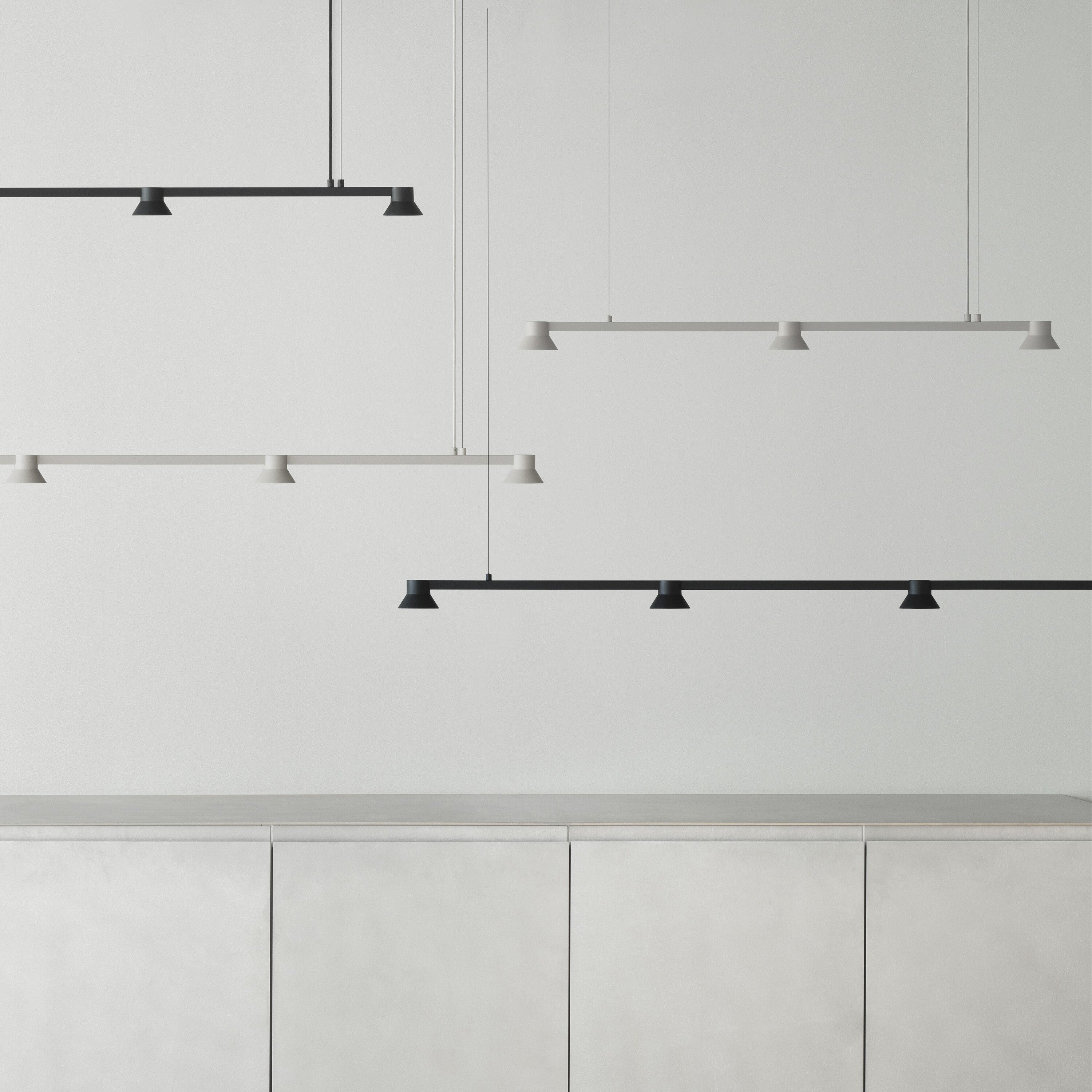 Normann Copenhagen Hat Linear Hanglamp - Large - Zwart