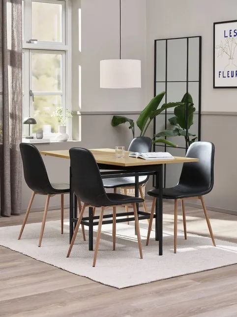 FOLDINGBRO L130 bord varm eg + 4 JONSTRUP stole sort